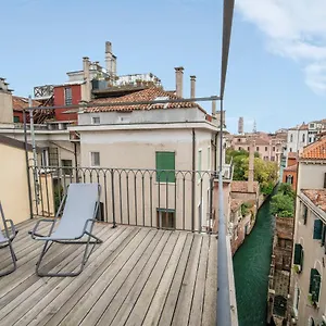 Dorsoduro 1241 By Wonderful Italy Italy